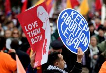 228 GOP Lawmakers Call On Supreme Court To Overturn Roe v. Wade