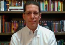 Rabbi Recounts Moment He Escaped From Synagogue Gunman