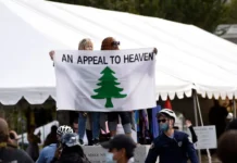 The History Behind The Controversial ‘Appeal To Heaven’ Flag