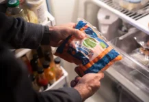 E. Coli Outbreak Linked To Organic Carrots Leaves 1 Dead And Dozens Sickened Across The U.S.