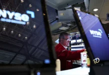 Dow Sinks 500 Points. Stocks Are On Track For Their Worst Quarter Since 2023