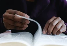 Americans Like to Buy Bibles — But Do They Read Them?