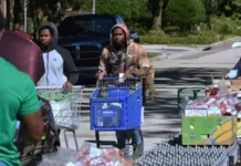 Amid the Shutdown Void, Black Churches Filled Empty Stomachs