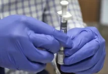 Oregon Sees Decline In COVID-19 And Flu Vaccination Rates Amid Ongoing Health Concerns