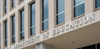 Senators Urge Education Department To Release Farmworker Student Funding