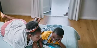 Neuroscience Explains Child Screen Addiction, Offers Solutions