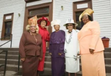 In The Black Church, Women’s Hats Still Testify