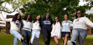 Meet The Spelman Seven Crossing The Stage As Valedictorians Together