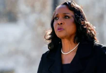 Supreme Court Allows Lisa Cook To Remain At Fed