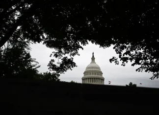 Senate Passes $70 Billion Ice And Border Patrol Bill, Overcoming Internal GOP Rebellion Over DOJ Fund