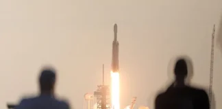 Elon Musk Says He Will Give A SpaceX Share To ‘Every Kid In America’